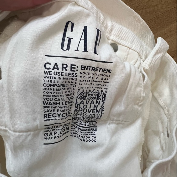 Gap High Rise Cheeky Straight Jeans with Raw hem - Picture 10 of 12